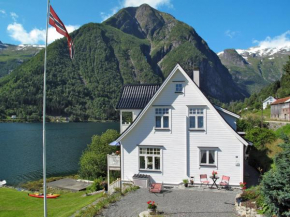 Chalet Villa Esefjord by Interhome